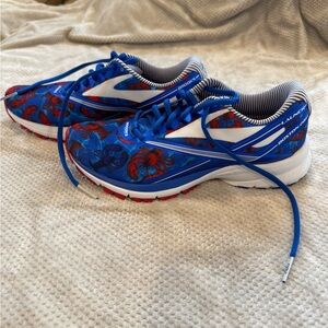 Brooks Women’s Blue Running Shoes